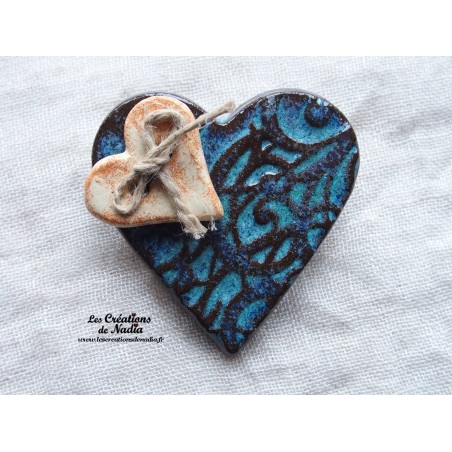 Broche coeur en céramique turquoise