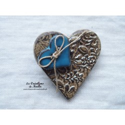 Broche coeur en céramique marron givré